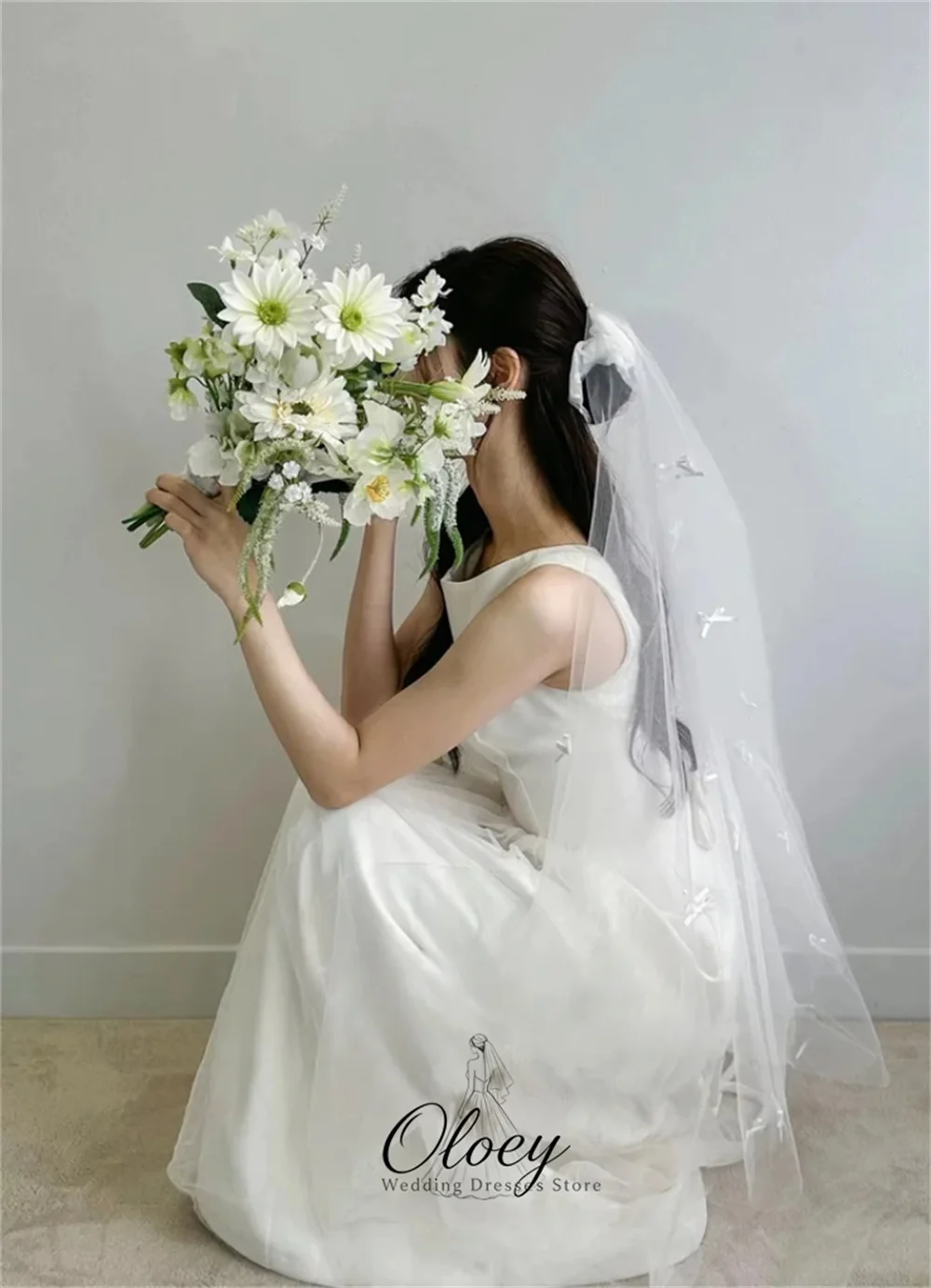 OLOEY Simple Sleeveless A Line Korea Wedding Dress Photo Shoot Satin Panels Tulle Customized 2026 Bridal Gown Lawn Wedding