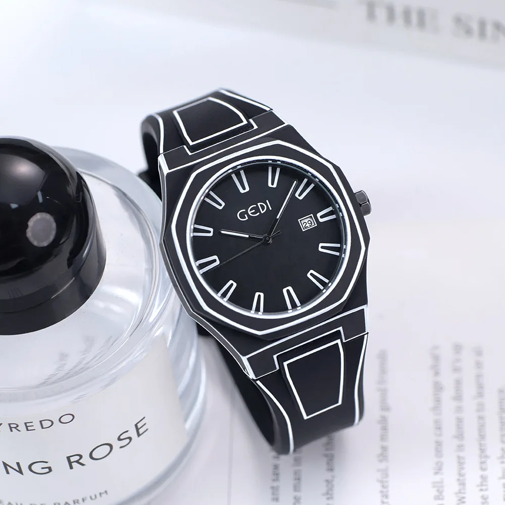 UTHAI 23001 CQ513 Fashion simple women's watch cartoon style anime student style men's watch versatile silicone quartz watch