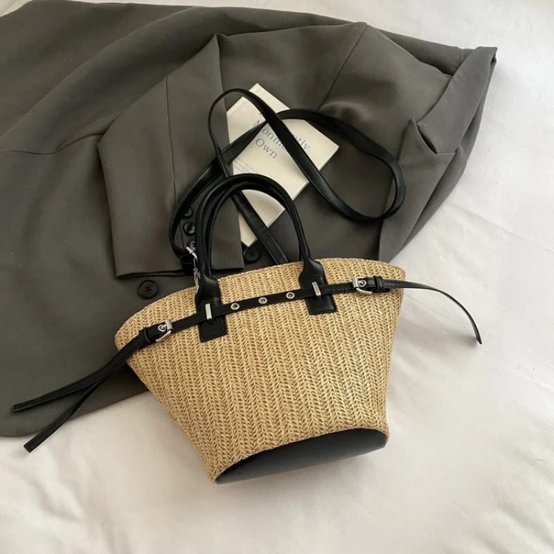 

Elegant Ladies Leather Handbag Luxury Designer Crossbody Bag Stylish Shoulder Tote Bag Women's Fashion Accessory