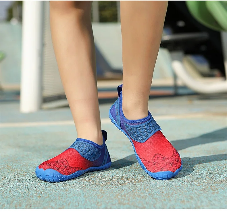 Kids Aqua Shoes Quick Dry Beach Barefoot Water Shoes Boy Girl Drainage Swim Sandals Diving Boating Surfing Sports Wading Sneaker