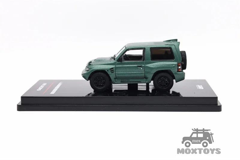 INNO64 1:64 PAJERO EVO Satin Green IN64-EVOP-SGRE Model samochodu