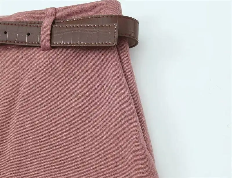 2025 Autumn New Straight-Leg Pants With Gentle Pink, Classic Black – Belt Accentuates Long Legs