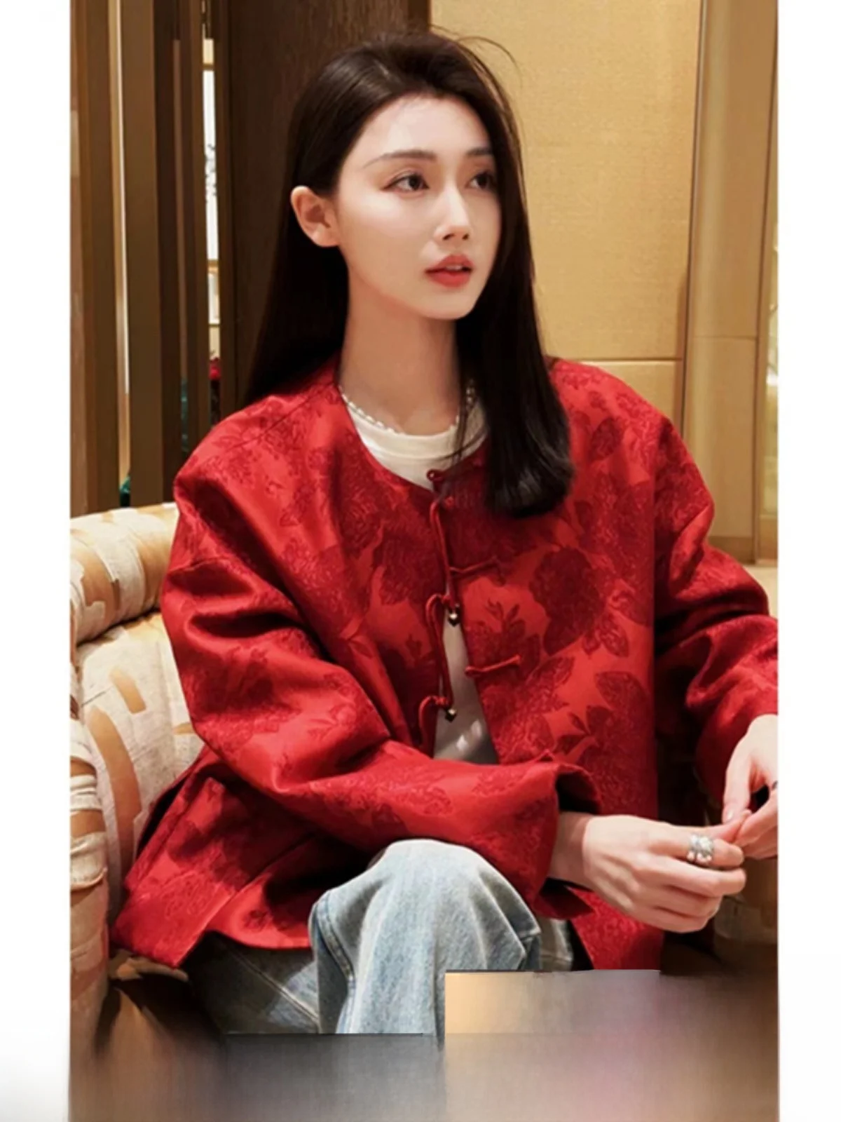 New Chinese Style Red Short Jacket Women's Spring Autumn Winter High-End Sensation Super Beautiful Top Commute Style Loose Fit