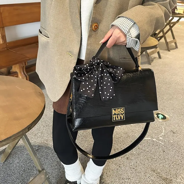 Elegant Solid Color Minimalist Diaper Bag For Women Trendy Crossbody Handbag Designer Luxury Leather Retro Messenger Purse