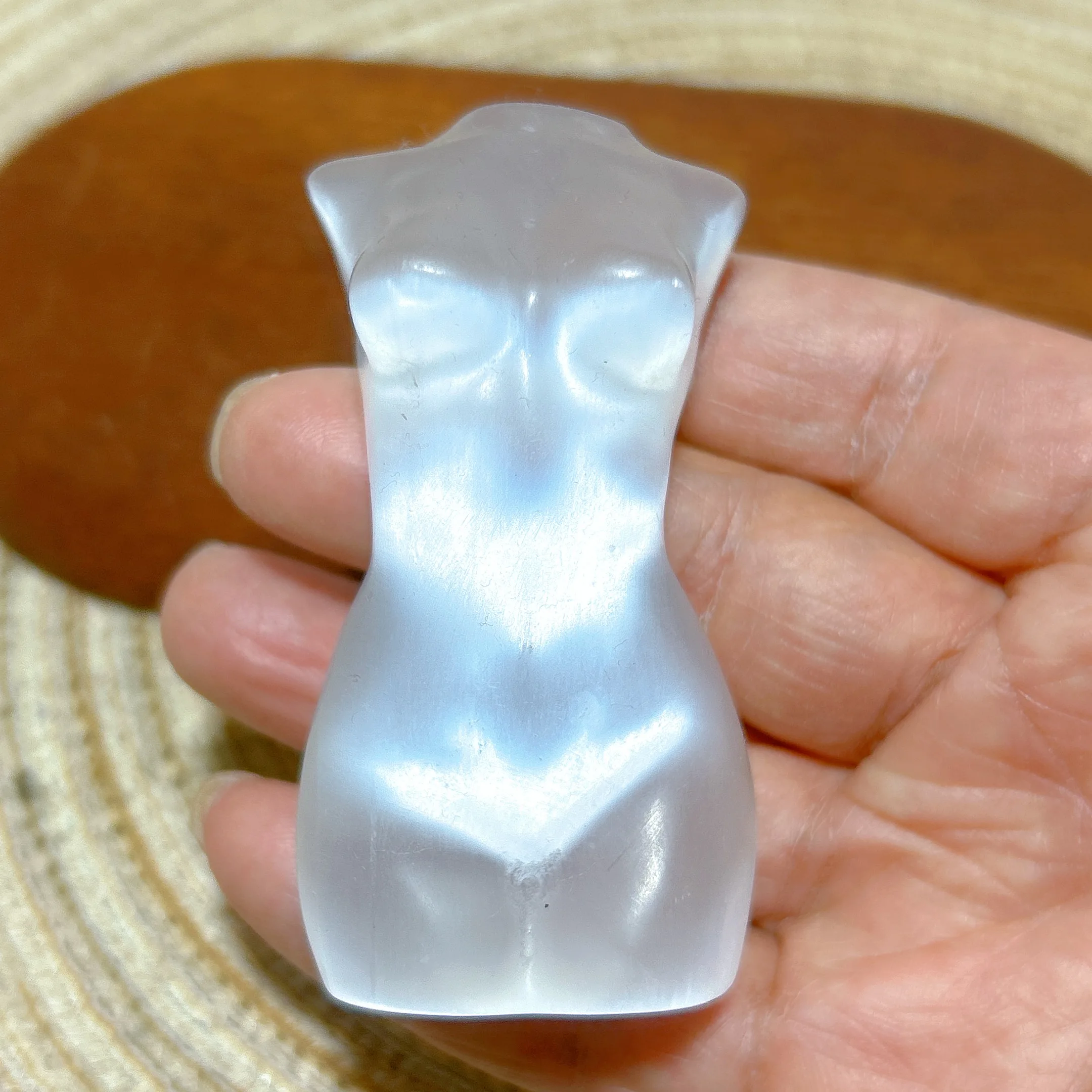 Healing Natural Crystal Selenite Goddess Body Carving High Quality Reiki Flashy Gemstone Energy Home Decorations Room Decor Gift