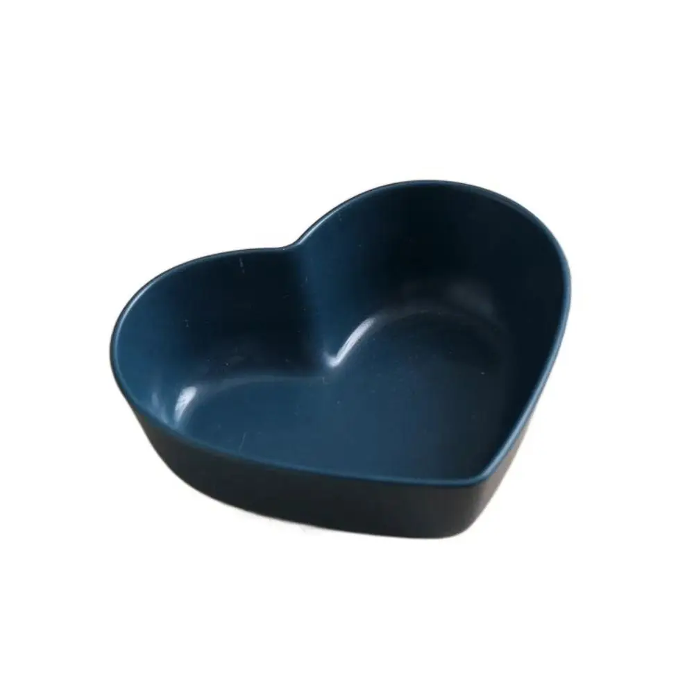 Piatto di condimento a forma di cuore di paglia di grano Mini piatto di condimento per sushi in stile nordico Piatti lavabili infrangibili per salsa di soia per la cucina