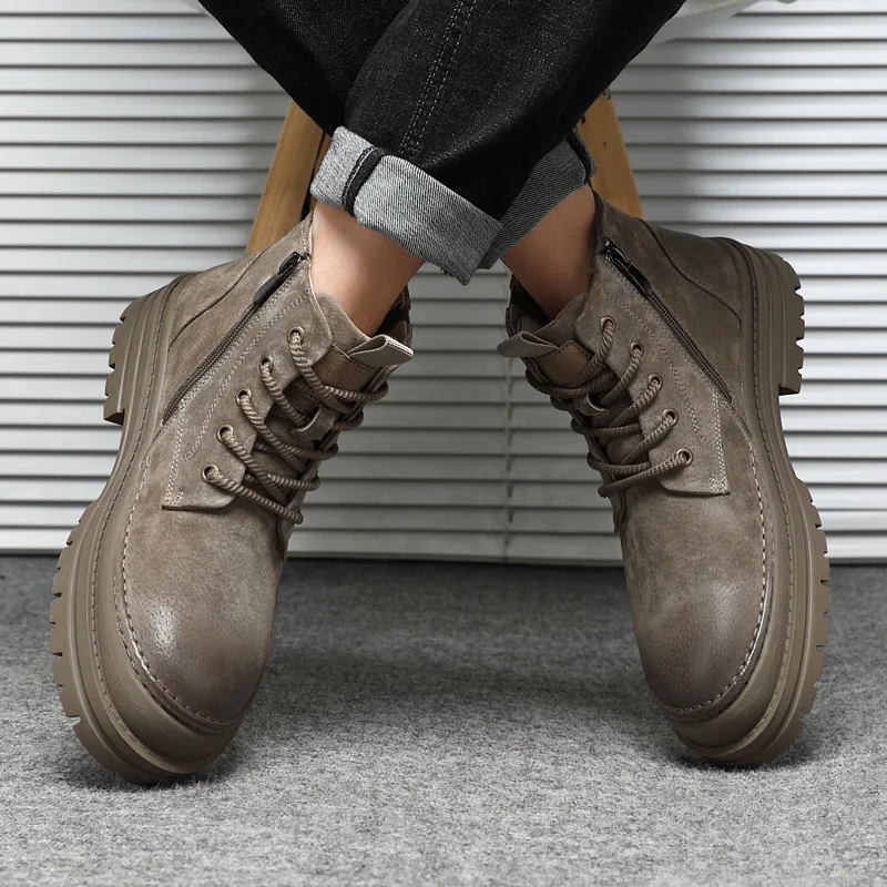 

Autumn New Men Shoes Genuine Leather Boots High Top Casual Shoes Thick-soled Short Boots