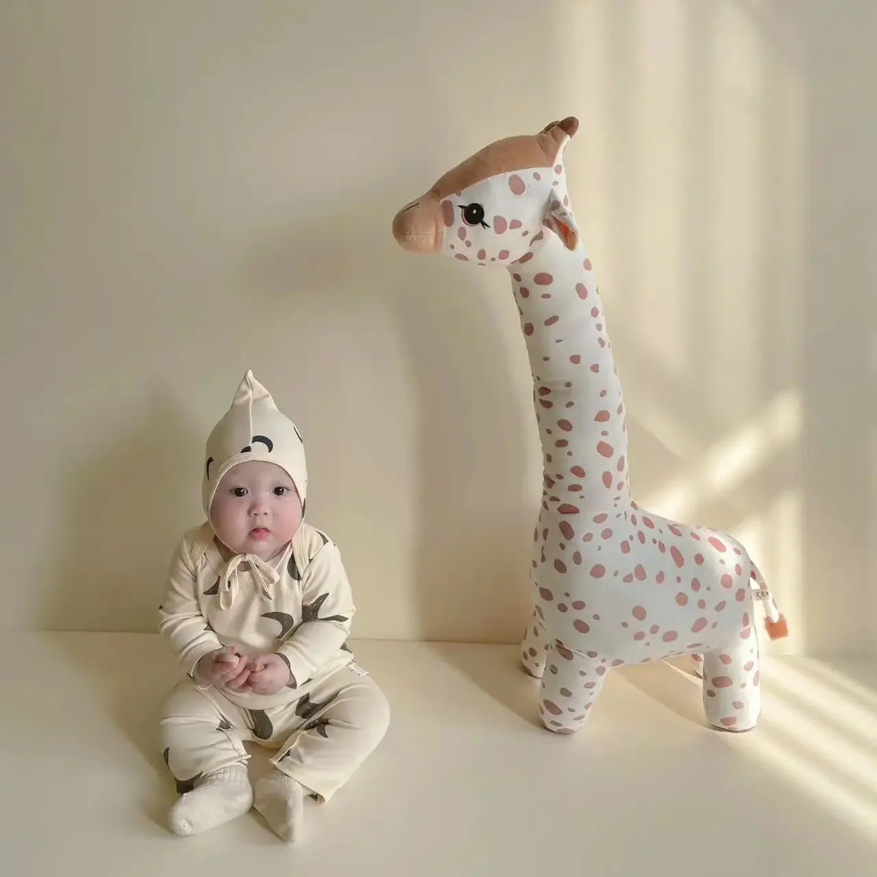 ตุ๊กตาเด็ก ของเล่นปลอบประโลมอารมณ์เด็ก ของเล่นเพื่อนนอนเด็ก ของตกแต่งห้อง ตุ๊กตาการ์ตูนยีราฟ ของเล่นตุ๊กตาขนนุ่ม ของขวัญ