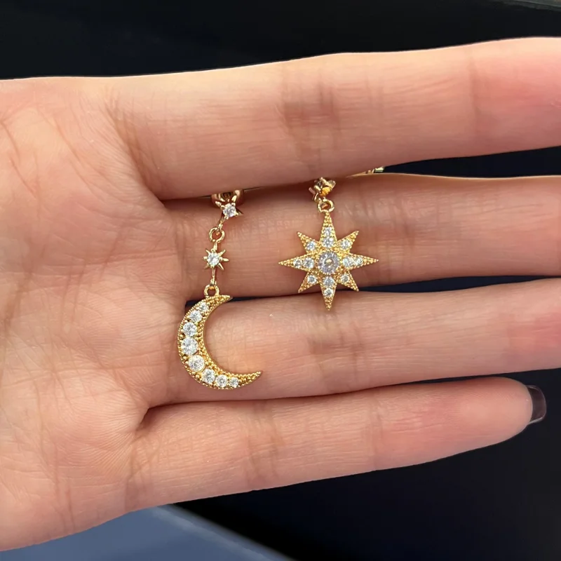 CAOSHI Graceful Earrings with Moon and Star Pendant Female Engagement Ceremony Party Jewelry Accessories with Bright Zirconia