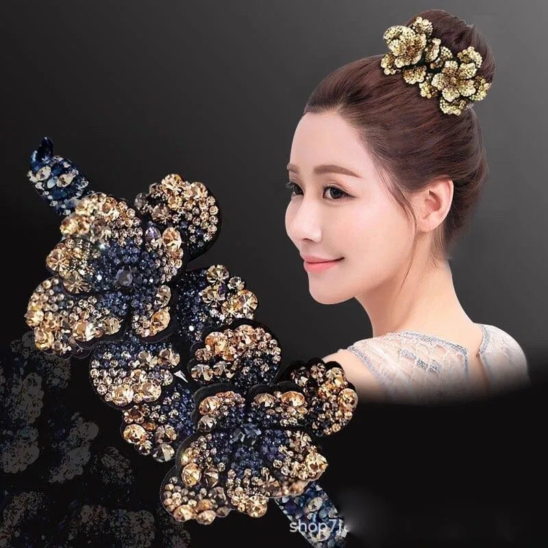 Rhinestone Flower Twist Hair Claws Clip for Women Bun Hair Clip Crab Banana Clips Updo Ponytail Hairpin Hair Accessories