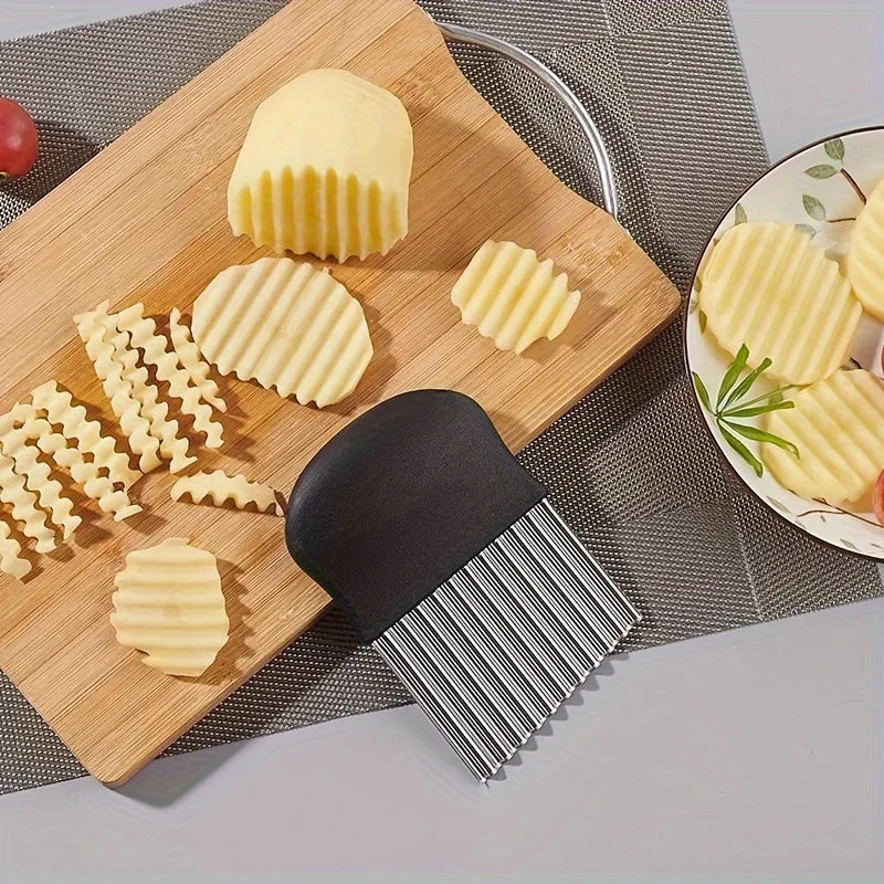 Wrinkle Knife Wave Cutting Knife Metal Kitchen Fry Knife Fruit and Vegetable Potato Fry Wave Slicing Tool