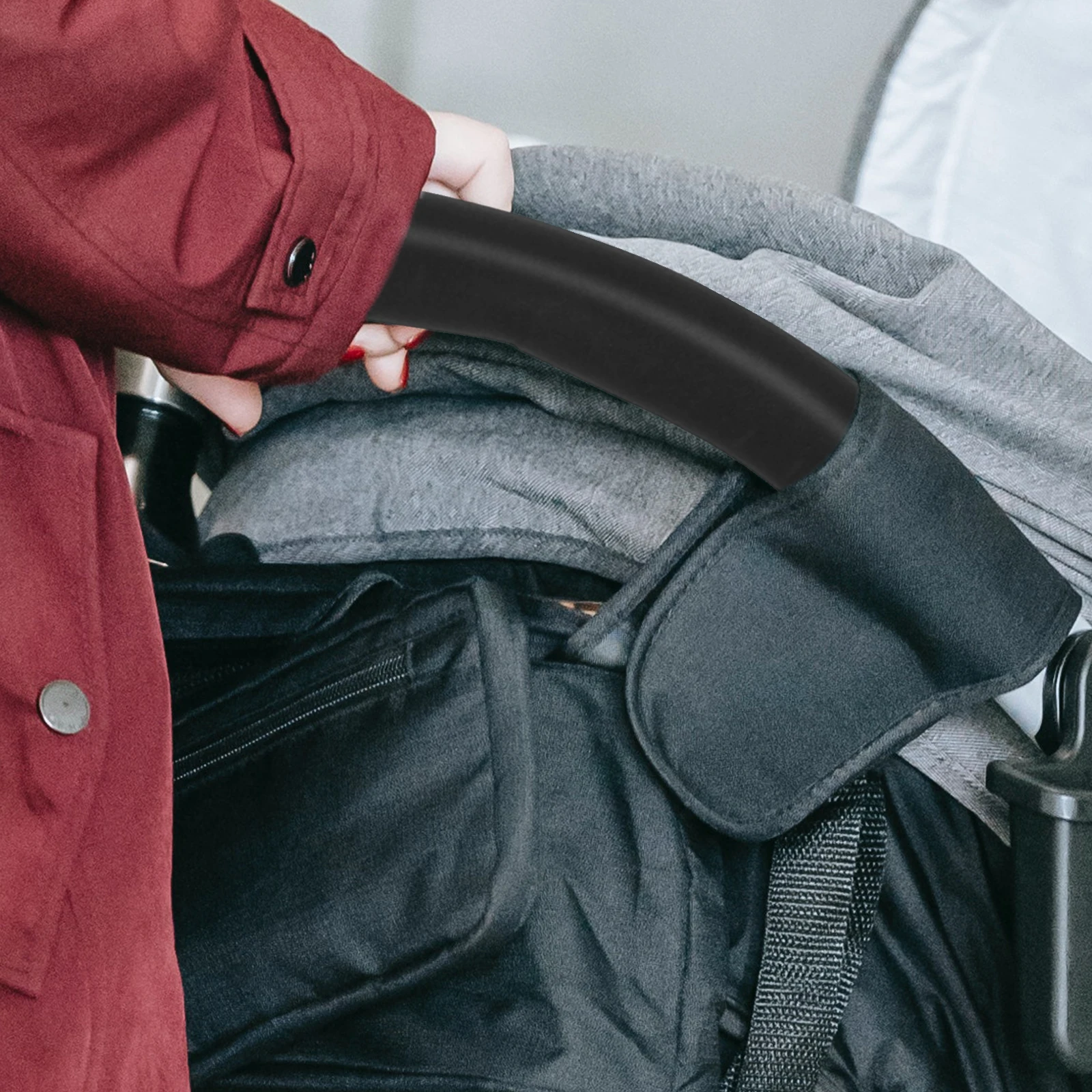 2 قطعة عربة طفل مقبض مقود دراجة يغطي إسفنجة لينة استبدال الأكمام المضادة للانزلاق حماية عربة الملحقات