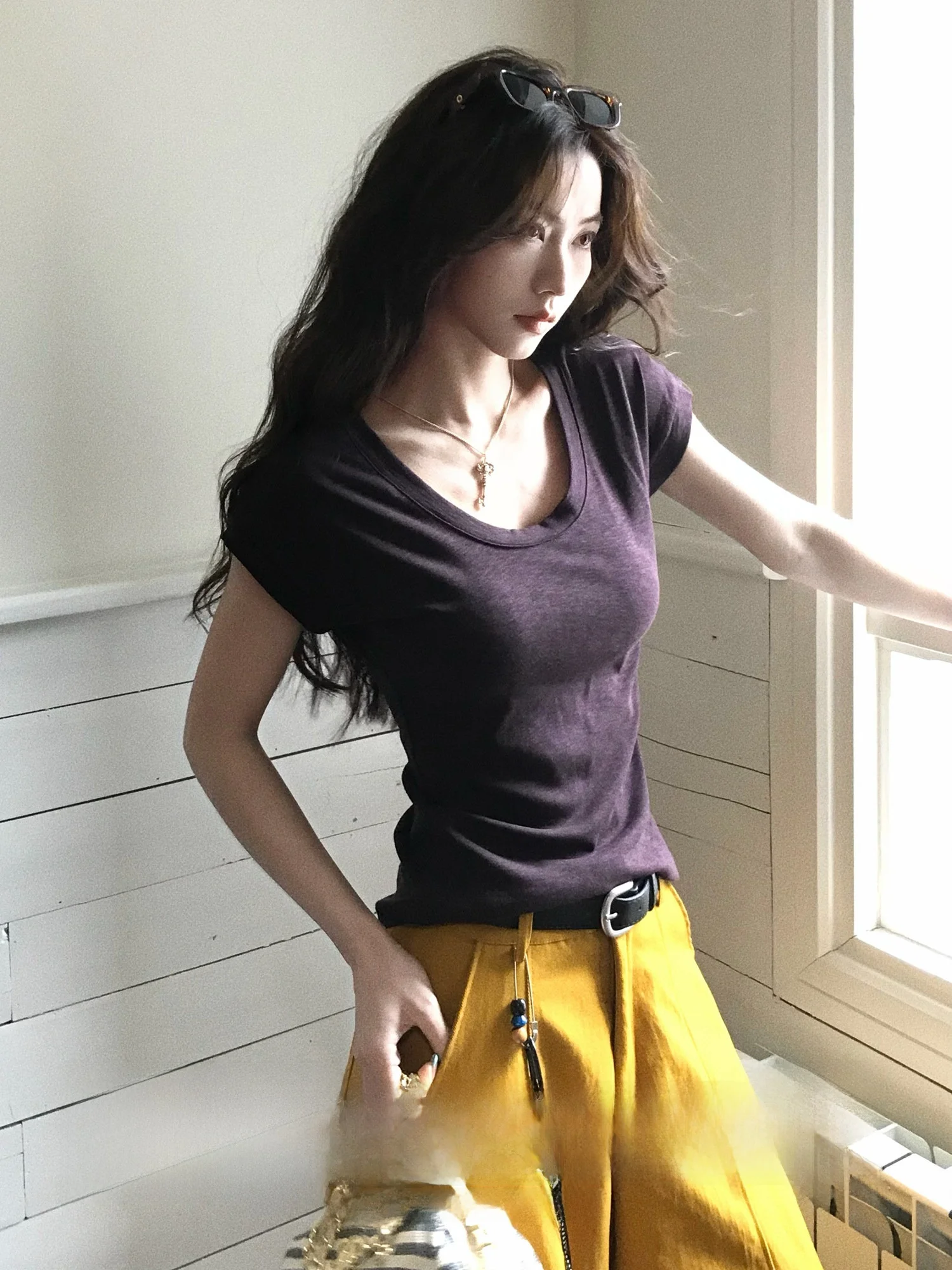 

Slim Fit Short Sleeve U-Neck T-Shirt Women's Base Layer Shirt Versatile Color French Style Cotton Blend Summer Essential