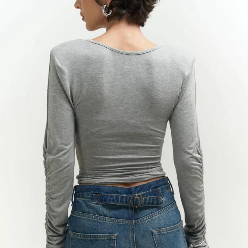 Женские футболки с длинным рукавом, весенне-осенние узкие эластичные футболки с v-образным вырезом, женские однотонные тонкие топы, шикарные уличные плиссированные пуловеры