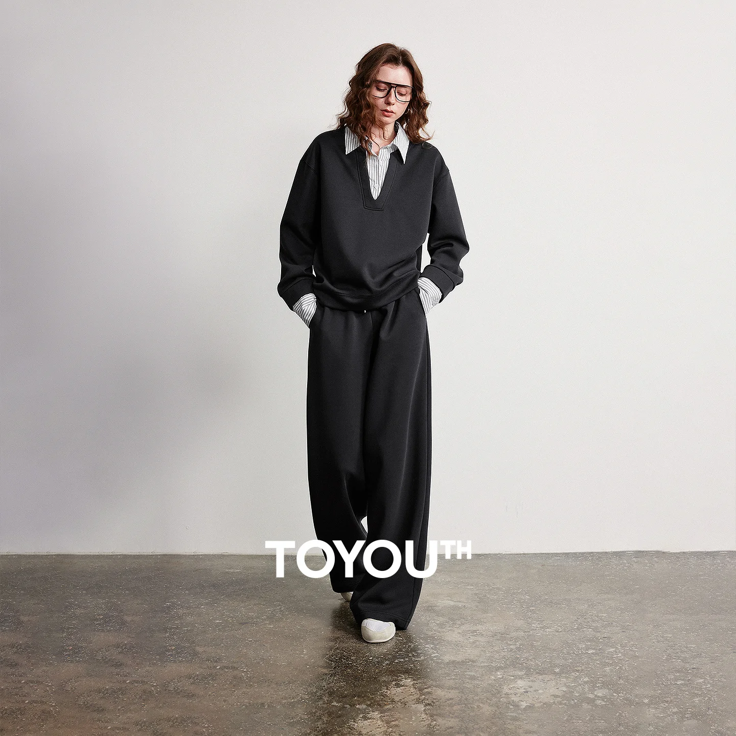 

TOYOUTH Women Suit 2026 Spring New Striped Fake Two-piece Hoodie Casual Wide Leg Pants Intellectual Style Two-piece Set
