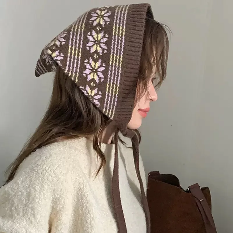 

AWAYTR British Korean Triangle Scarf Triangular Scarf Women Headscarf Knitted Scarf Multi-functional Warm Knitted Scarf