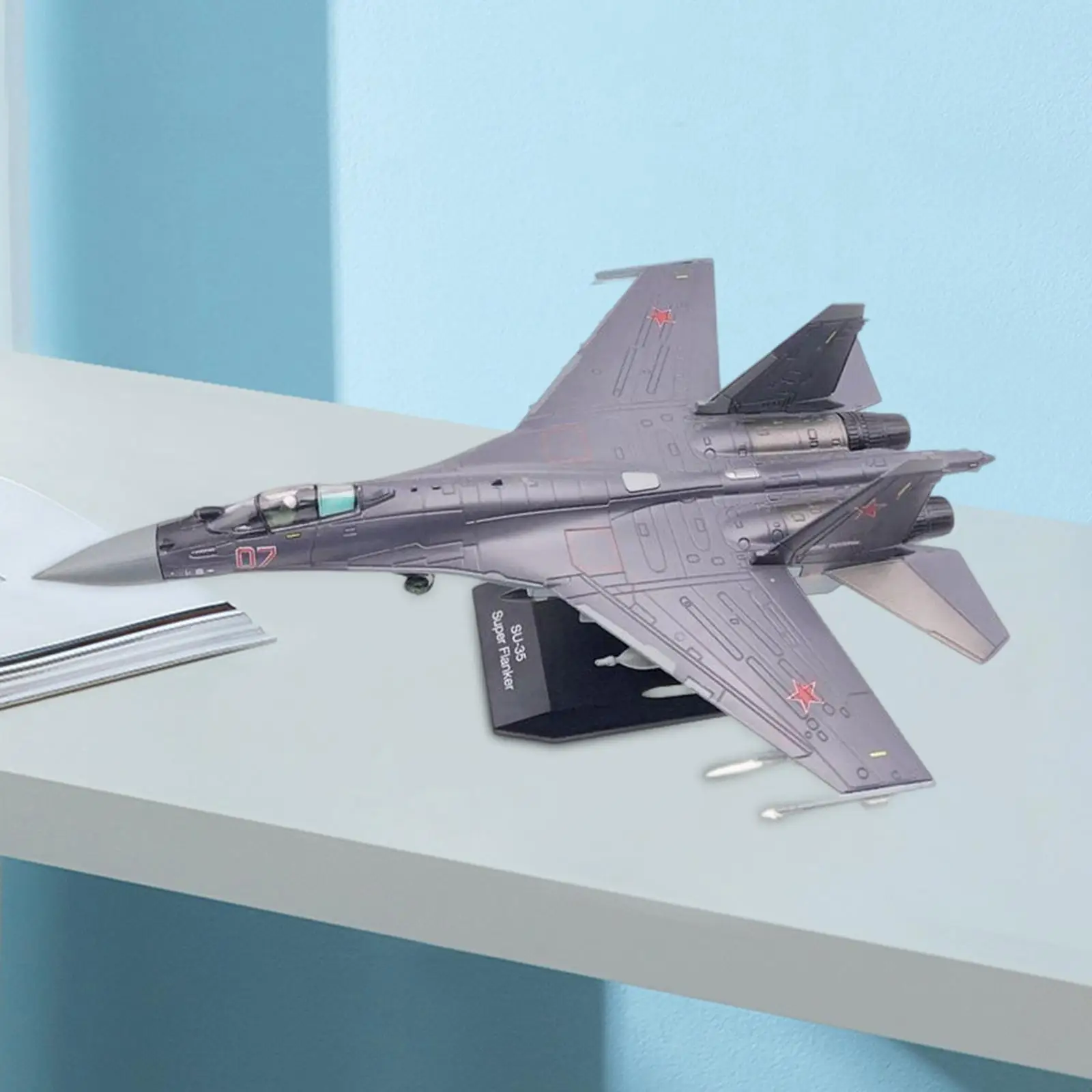 

1/100 Russian SU35 Model Ornament with Dispaly Stand Exquisite Russian Model for Collection