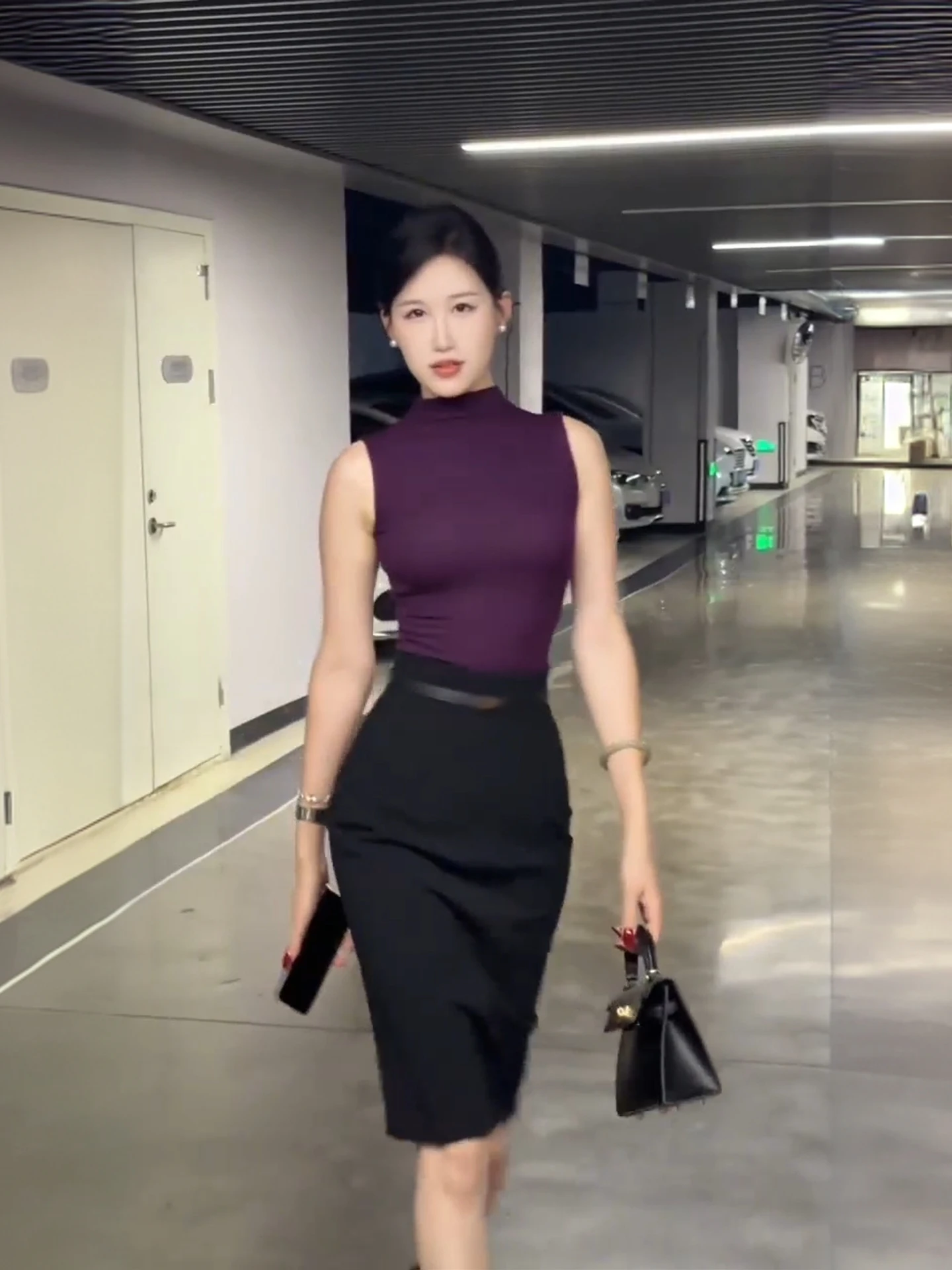 

American Sexy Lady Svel High Collar Vest Top Summer Waist Cinching High Waist Bodycon Skirt Midi Skirt Set Women's Faion