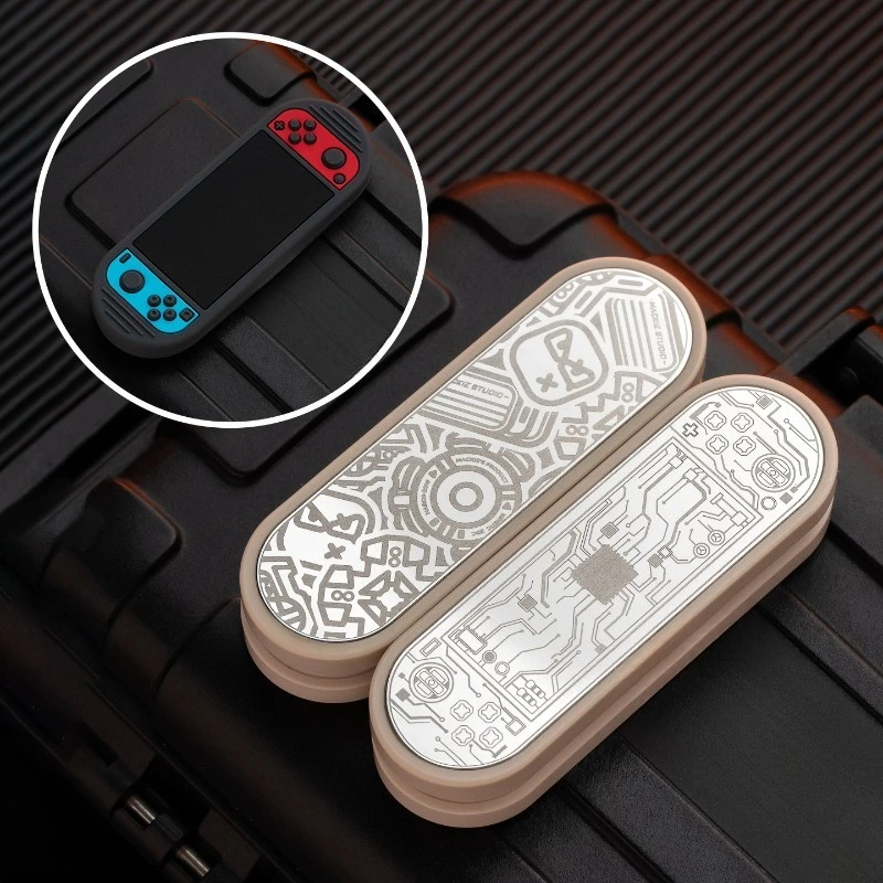 Antiguo día de hierro EDC Guandan Mini tarjeta mecánica magnética Slinging Metal dedo tarjeta empujando descompresión juguete de escritorio