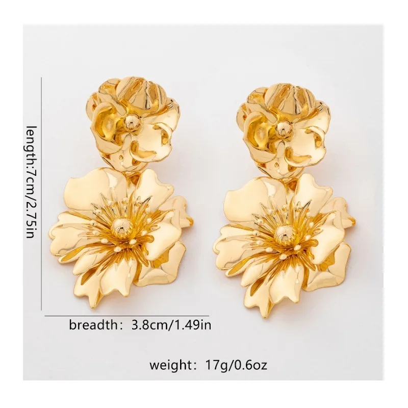 

Wind Exaggerated Double-layer Flower Earrings Retro Three-dimensional Camellia Niche Design Temperament Earrings Women