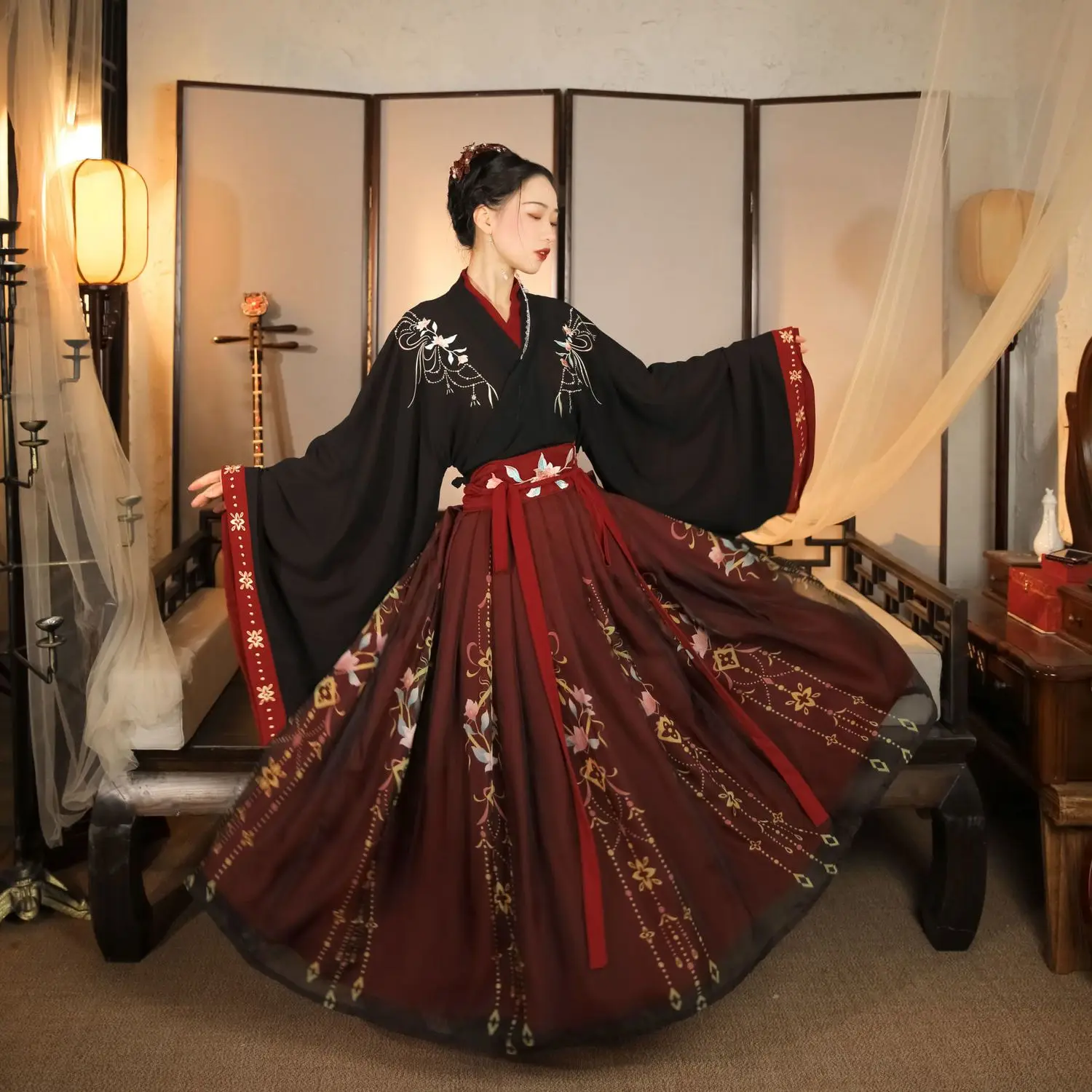 

Traditional Hanfu, black and red clothing, women's ancient clothing, Oriental princess dress, elegant Tang Dynasty dance attire