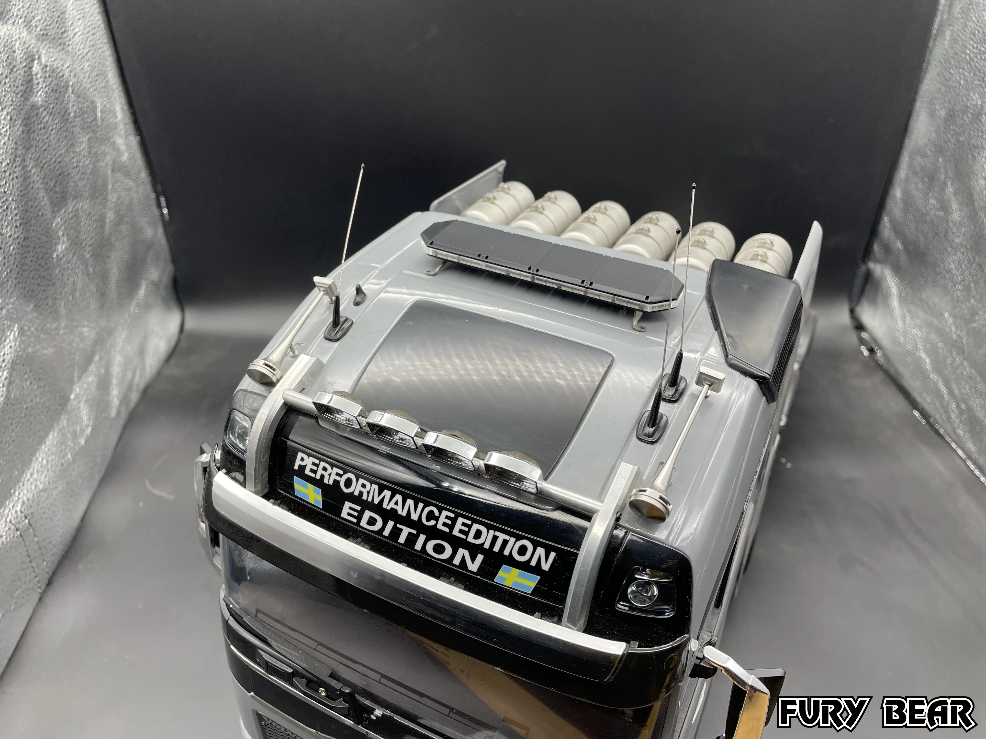 

Nooxion Model RGB Highlight Engineering Light Compatible with 1/14 Tractor Truck Dumper Trailer