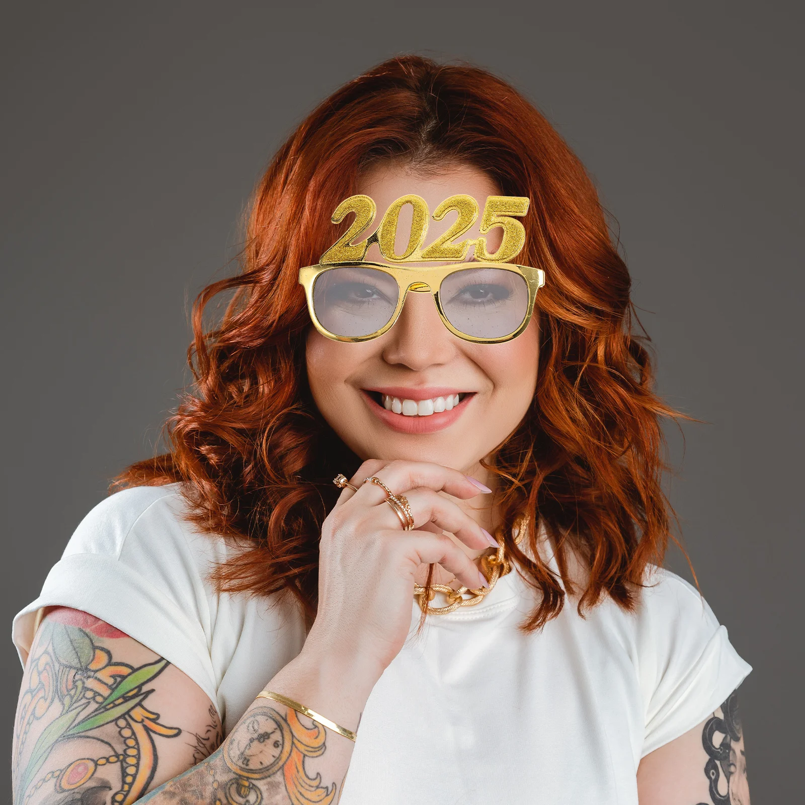 

2Pcs 2025 Digital Glasses Glitter Design New Year Party Decors Fun Eyewear Photo Props Festive Accessory New Years Glasses