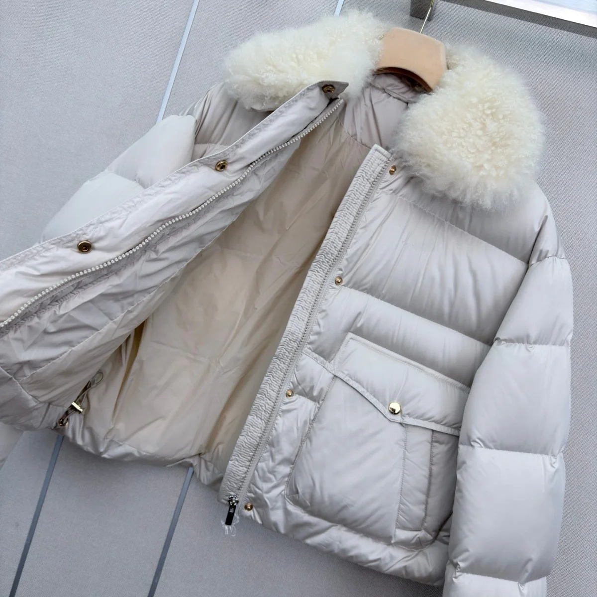 2026 High quality women's clothing large imitation curly fur collar short down jacket-2026090192-