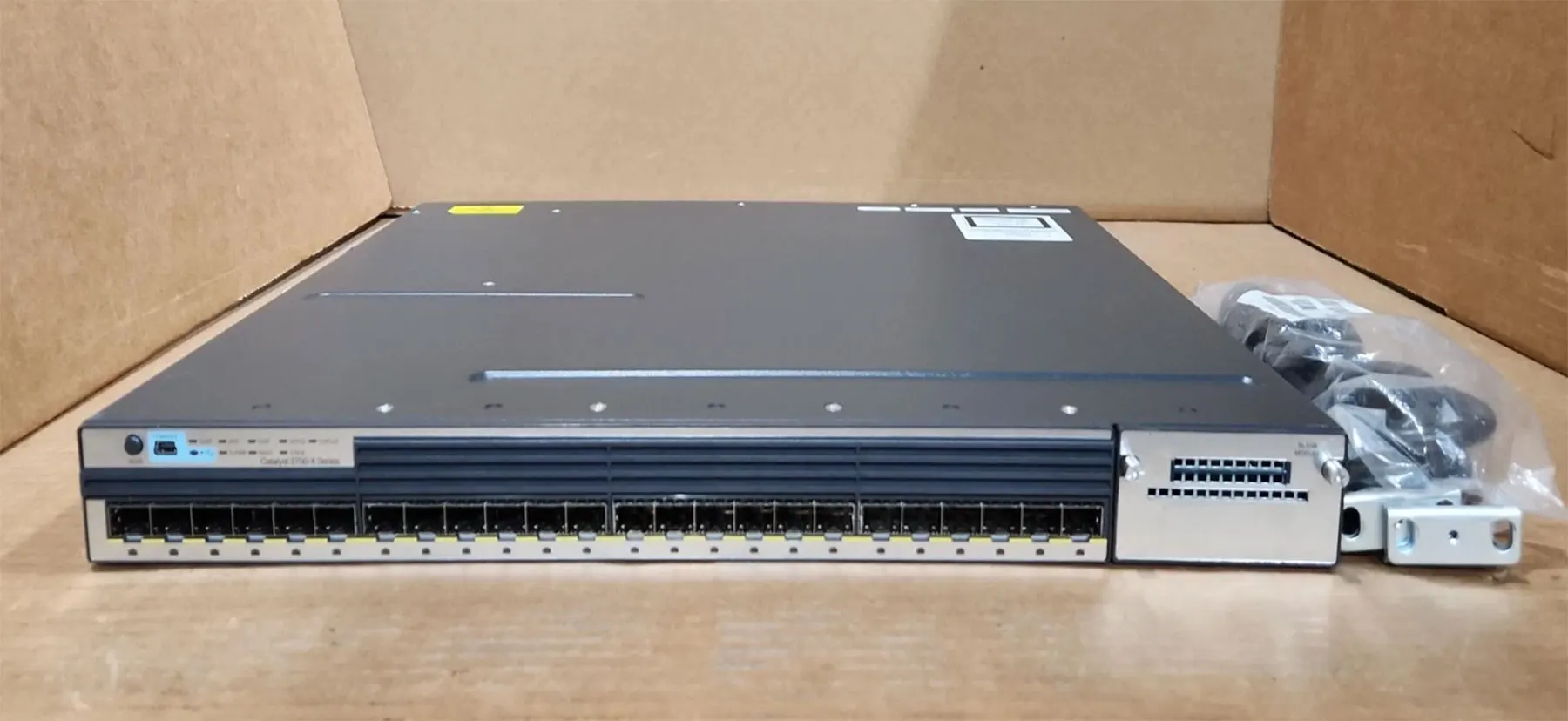 

Brand New WS-C3750-24PS-E WS-C3750E-24PD-E WS-C3750X-24S-S WS-C3750V2-24PS-E Warranty One-year