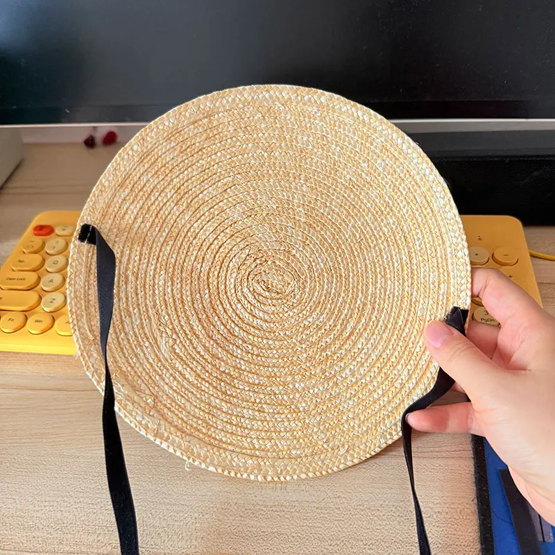 New One Piece French Elegant Strap Natural Straw Fadora Hat For Woman Summer Vintage Photo Runway Vacation Hat With Black Ribbon