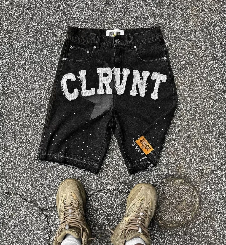 Summer Y2K Latest Harajuku Letter Five Point Jeans Star Rock Hip Hop Heavy Craft Diamond Design Shorts Men Personalized Shorts