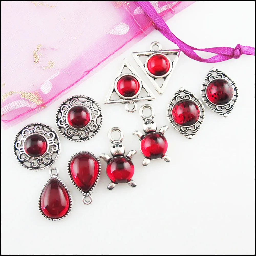 Fashion New Animal Tortoise Eye Triangle Teardrop Charms Round 8mm Red Glaze Tibetan Silver Plated Pendants Retro