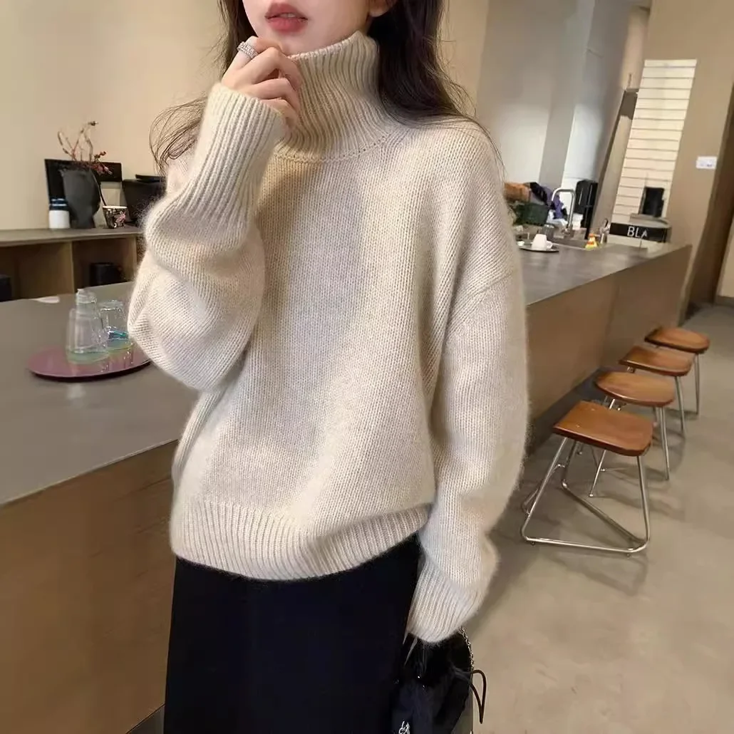 

Fashionable Autumn and Winter New Women's Knitted Sweater Loose Commuting High Neck Pullover