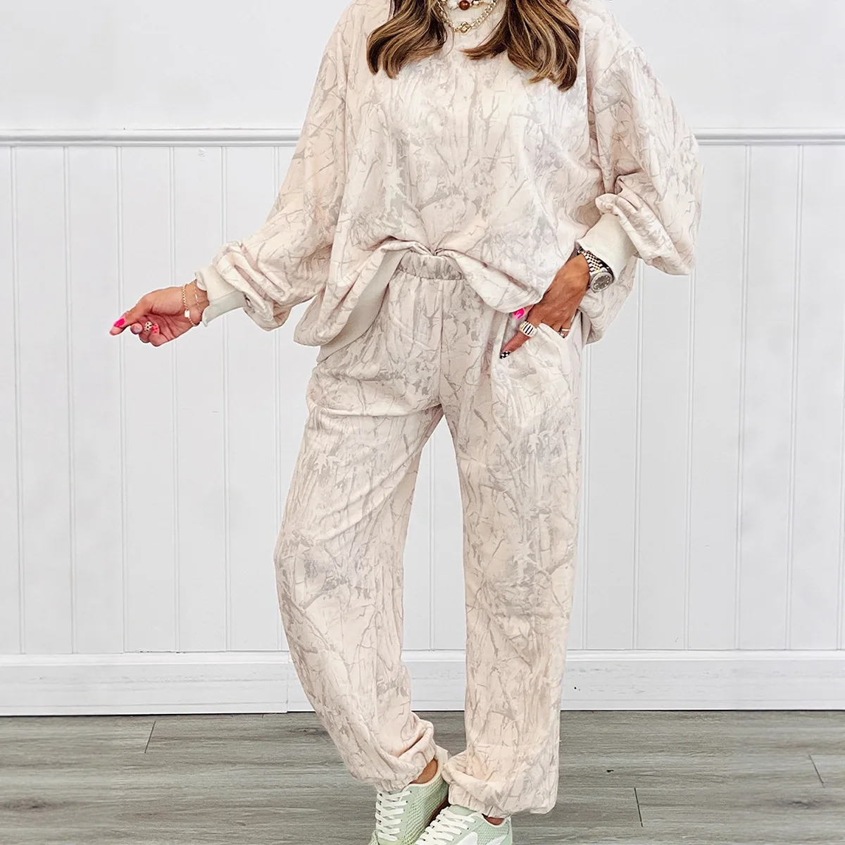 

Pant Set Women Two Piece Sets Round Neck Print Full Sleeve Tops Wide Leg Long Pants Casual Loose Elastic Waist Y2k Streetwear