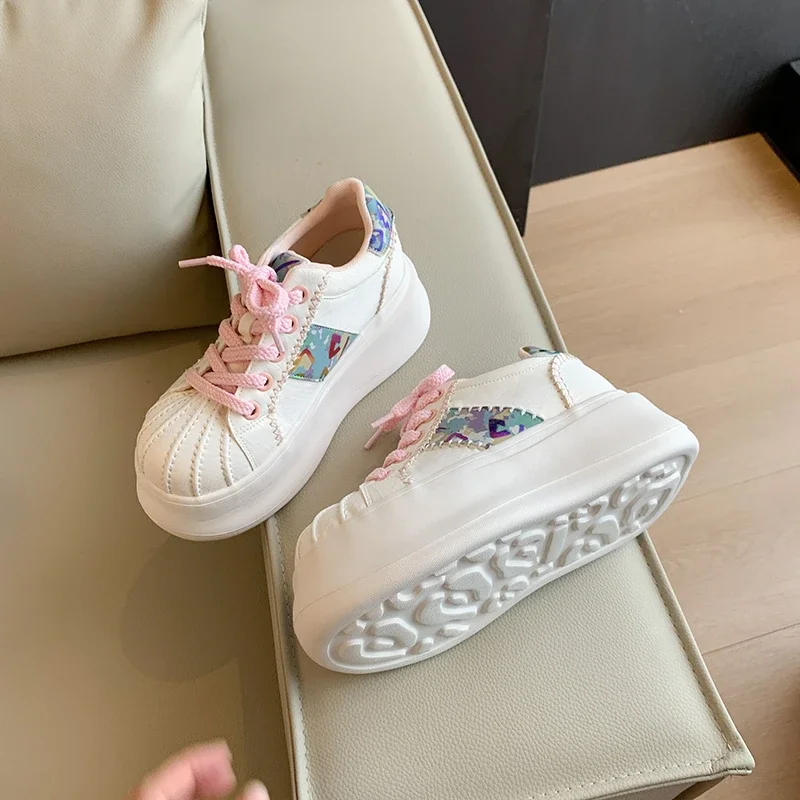 2027 Fashion Breathable Woman Vulcanize Sport Walking Running Platform Flats Shoes GD-3001 Leather Women's Casual Sneakers