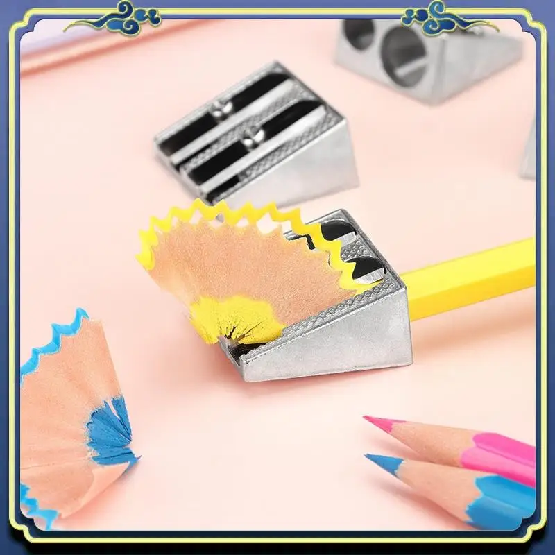 

Портативная ручная точилка для карандашей, металлическая точилка для карандашей, точилка для карандашей с двумя отверстиями для школ, офисов, дома, художественного проекта
