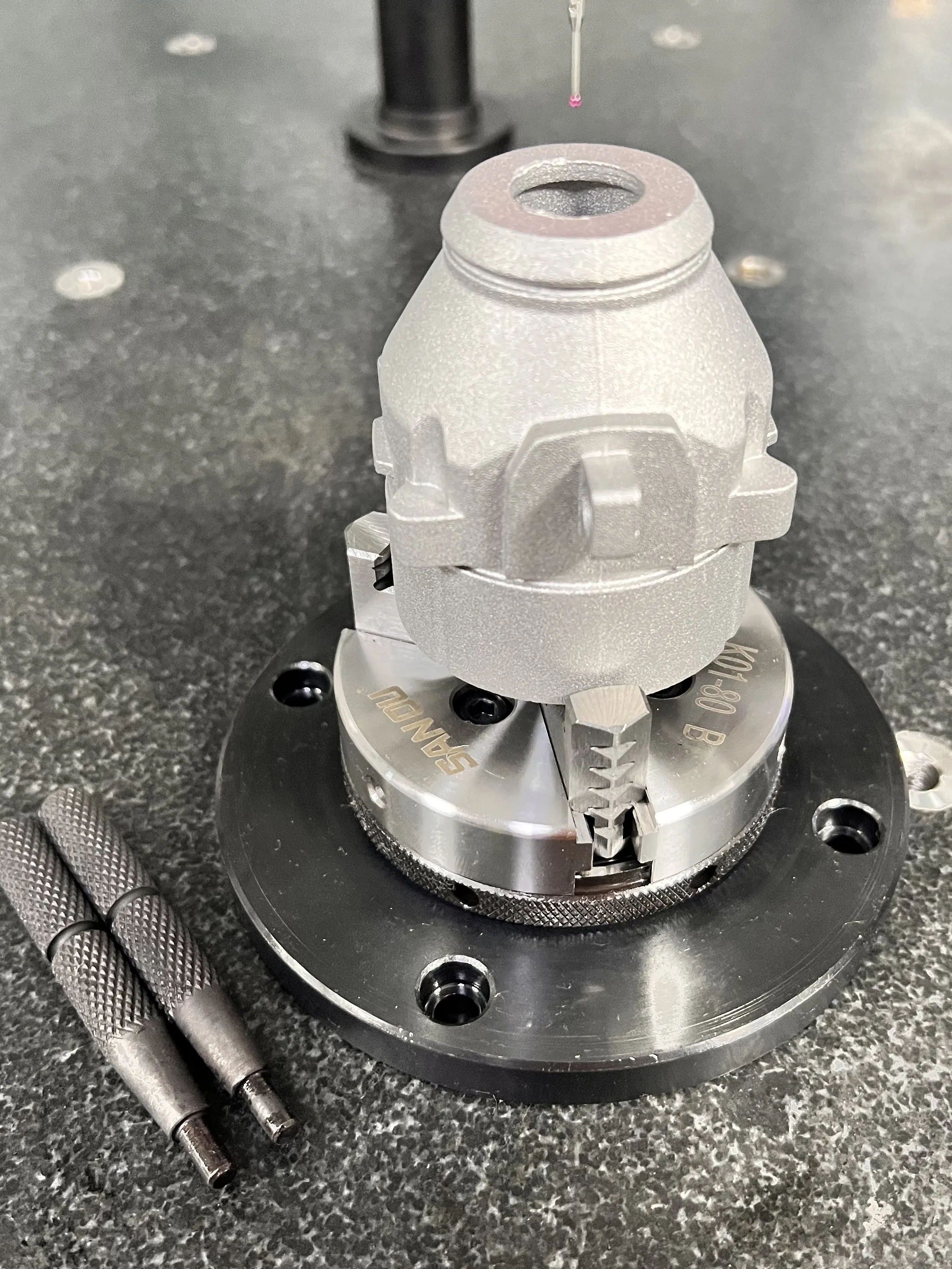 Ultra-Thin 3-Jaw Manual Chuck with Flange, Roundness Tester Chuck, Measuring & Inspection Chuck for Testing Instrument
