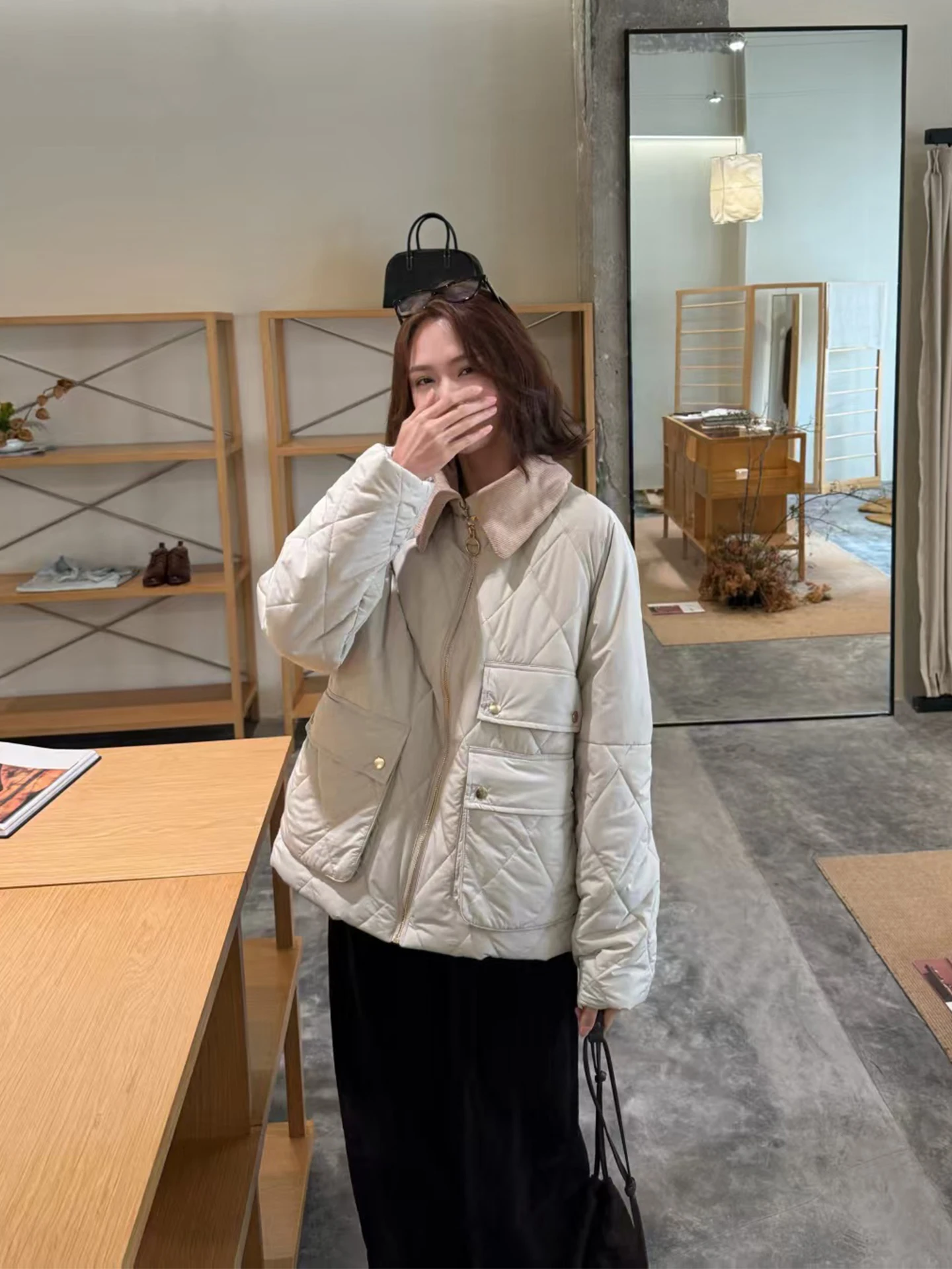 

Классическое вельветовое утепленное пальто-куртка для женщин, свободного кроя, с эффектом стройности, с множеством карманов, длинными рукавами, на молнии, зимнее