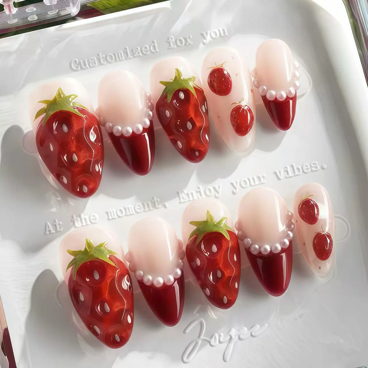 30pcs 3D Strawberry Press On Nails Cute Fruit Pearl Red Strawberry Fake Nail Short Almond Full Cover Nail Tips for Women&Girl