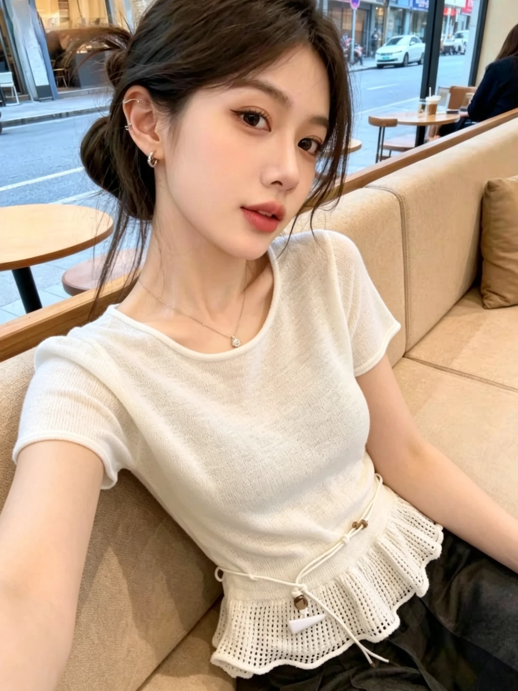 

Sweet Summer Short Sleeve Knitted T-Shirt Women's Self-Keeping Design Hollow out Hemline Slimming Top Straight Cut Style