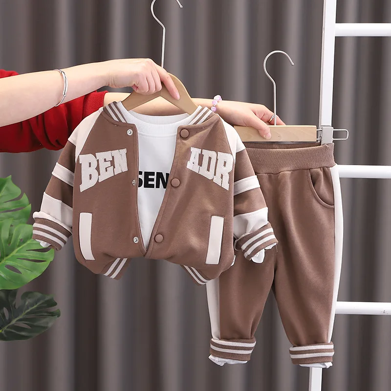 

Boys Clothing Sets Spring Autumn Children Cotton Caots T-shirts Pants 3pcs Tracksuits For Baby Sports Suit Kids Outfits 5 Years