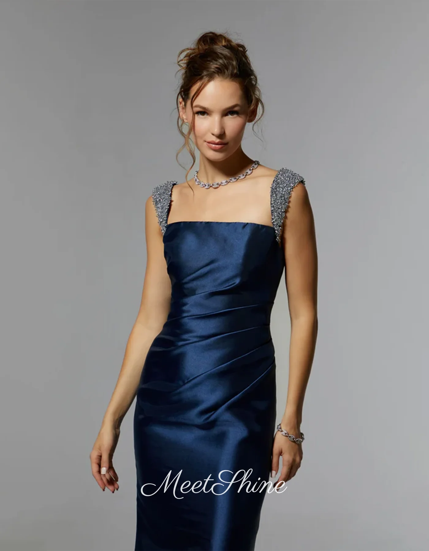 Vestido de noche de satén de sirena sin tirantes moderno, tirantes finos simples, plisado azul oscuro, vestido Formal de fiesta de boda personalizado