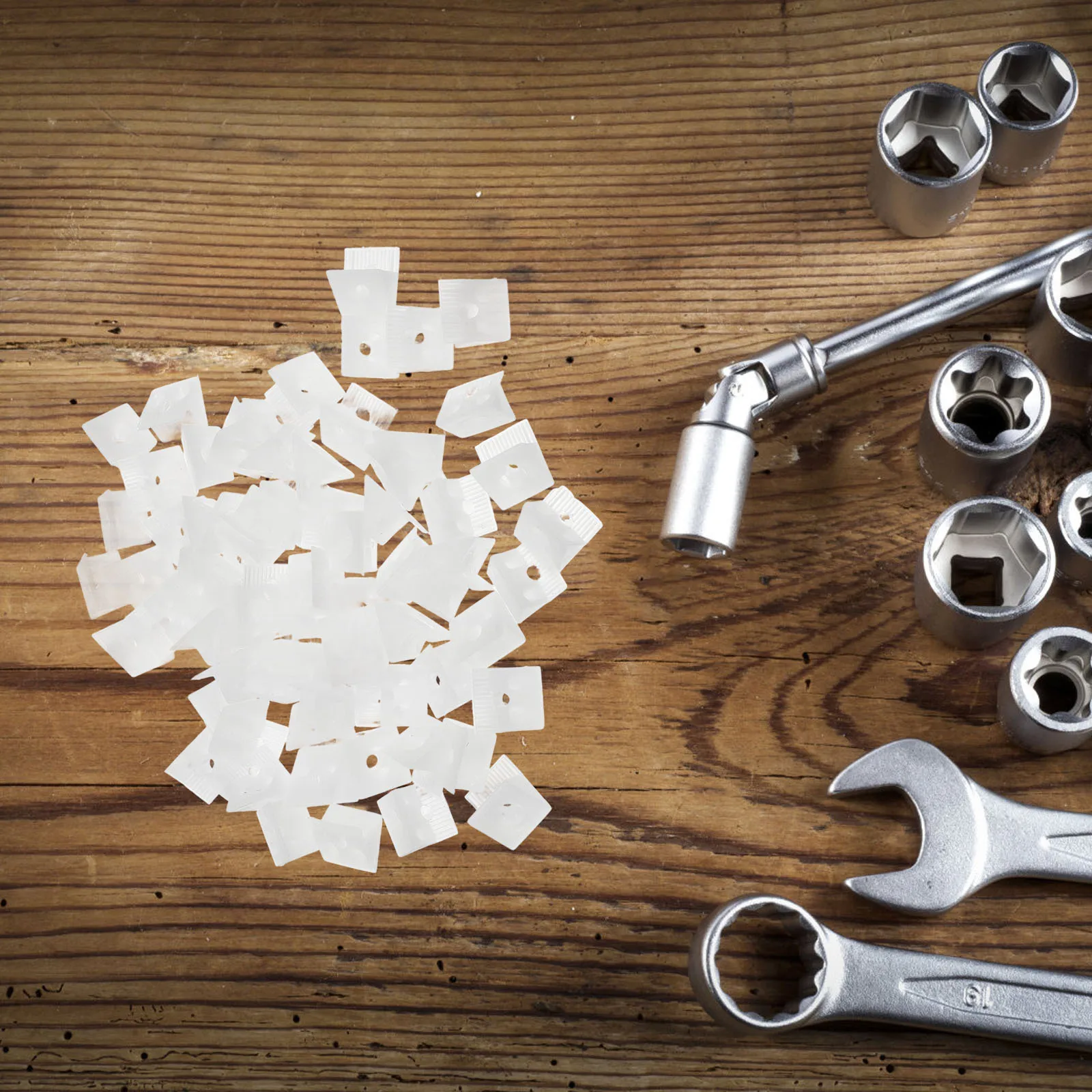 100 قطعة قوس درج بلاستيكي أسافين المسمار دعامة زاوية لخزانة أسفل الأثاث الاستقرار تعزيز زاوية رمز أسافين