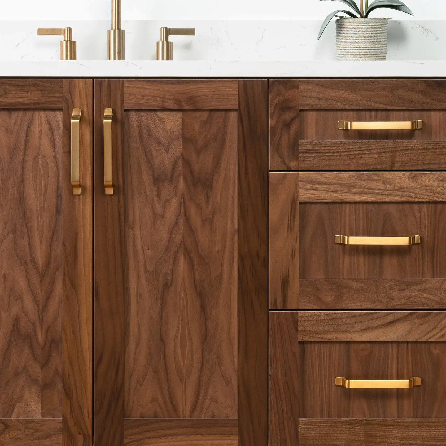 Mueble de baño con lavabo doble de 60 pulgadas, tocadores de baño de madera antiguos con tapa de piedra con lavabo y espejos personalizables