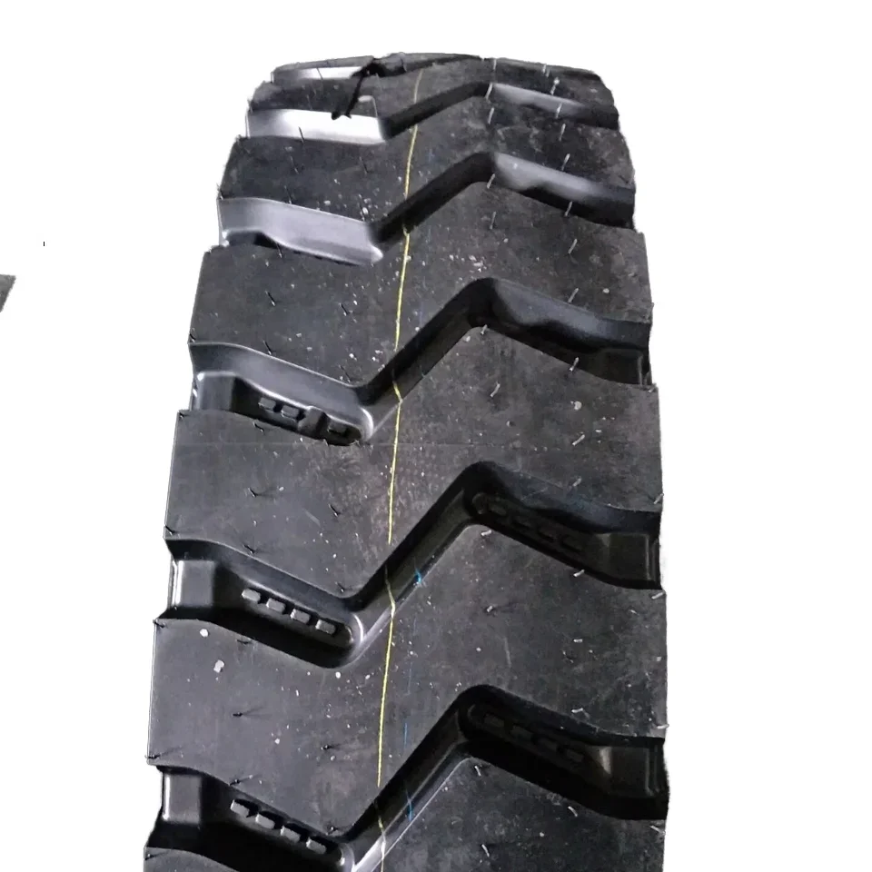 

OTR Radial Truck Tire 12.00R20/11.00R20/10.00R20 12R22.5 Model Solid Rubber Tire with Good Inner Tube Dongfeng Car Model New USA