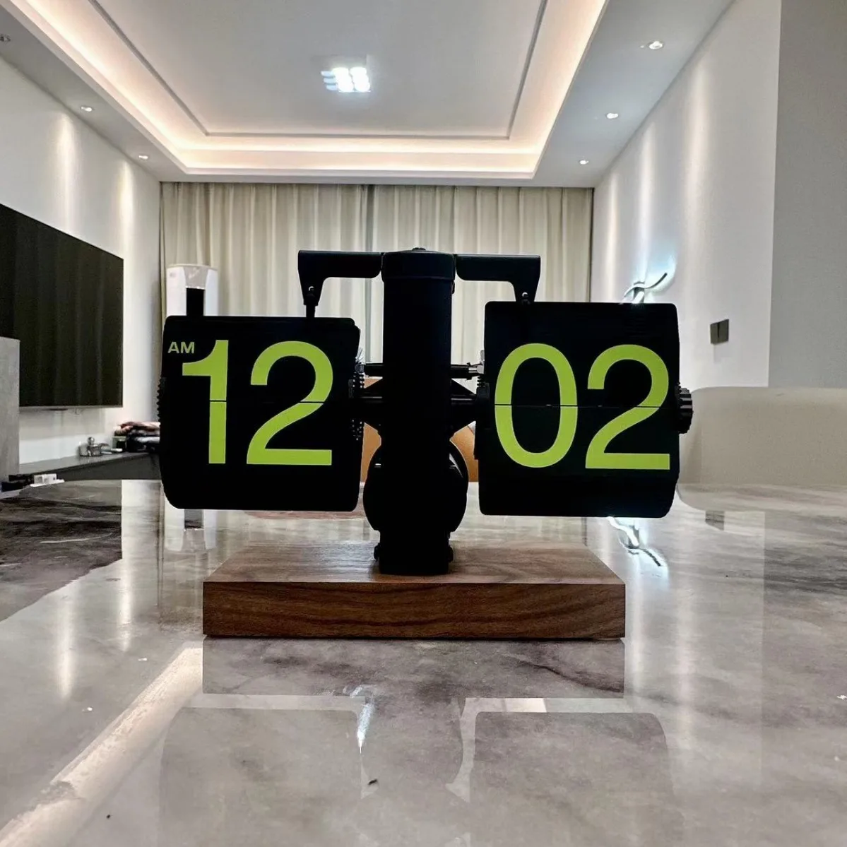 Automatic page turning clock retro living room desktop ornament home digital mechanical clock