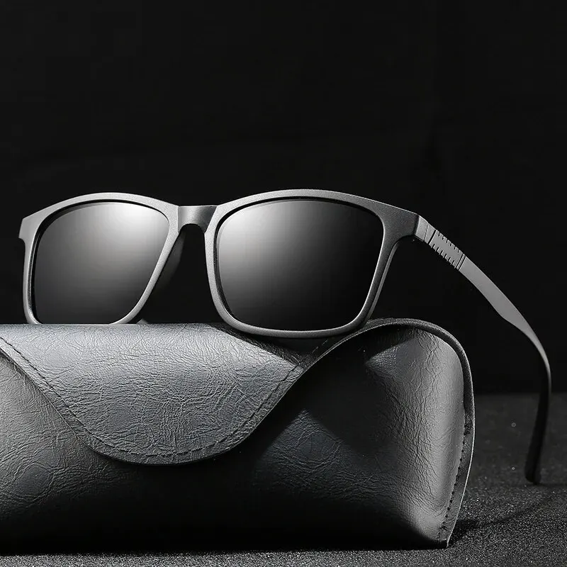 1PCS Luxury Men Sunglasses Fashion Vintage Square Ultra Light TR90 Frame Driving Fishing Sun Glasses For Man UV400 Eyewear