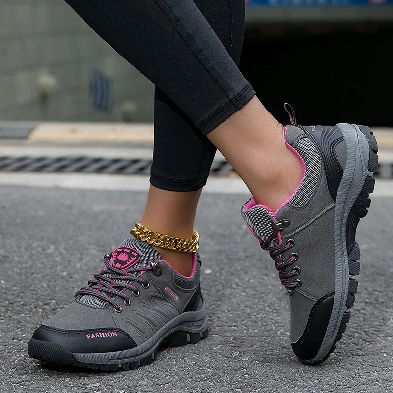 Women Sneakers New Casual Running Soft Sole Sports Tie Up Lightweight Fashion Black Versatile Outdoor Hiking Vulcanized Shoes