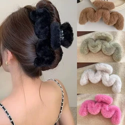 14cm Retro Soft Plush Hair Claws Elegant Hair Clip Clamp Large Shark Clips Hairpins For Women Hair Accessories Fashion Headwear