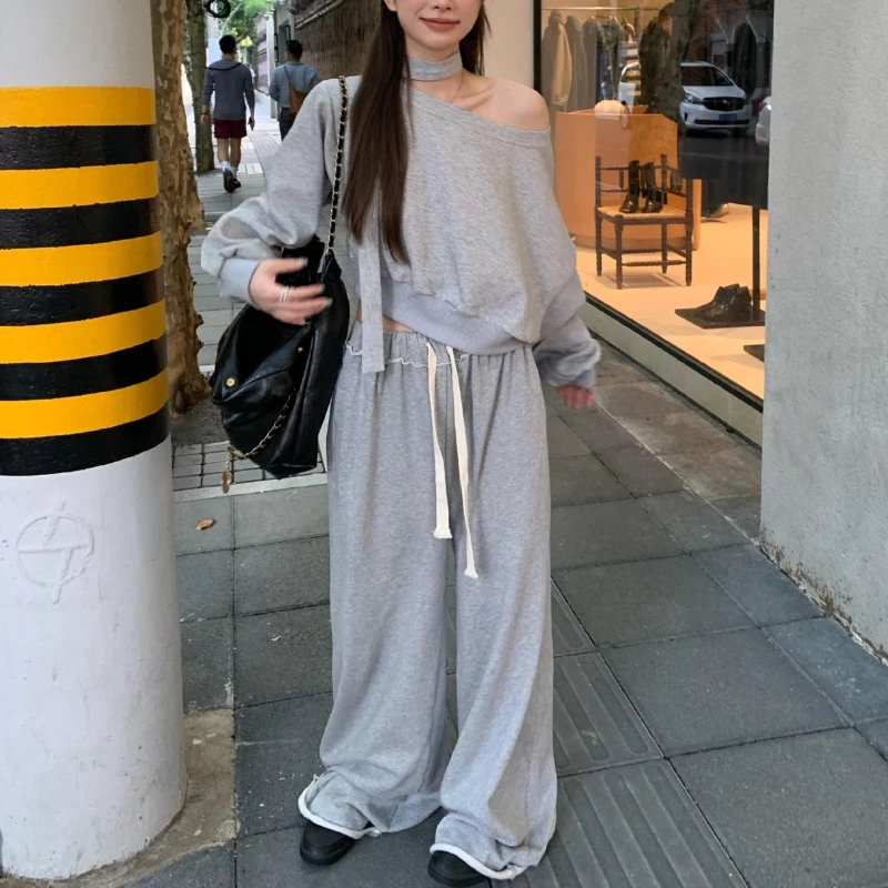 Gray Slanted Shoulder One-shoulder Top Women's Autumn 2025 New Design Sense Small People Wear Short Sweatshirts